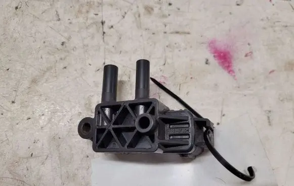 Volvo V60 Exhaust gas pressure sensor AV615L200AA CZQ7A11G19C