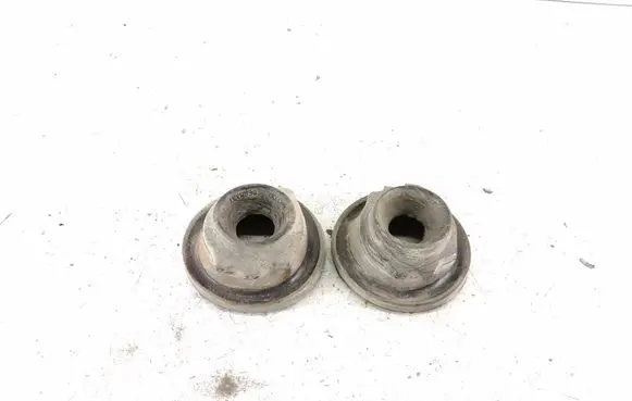 Volkswagen Golf IV Front coil spring rubber mount 1J0512149