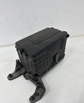 Audi Q3 8U Battery box tray 3C0915336 1K0915325B