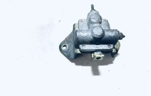Toyota Yaris Brake power pressure regulator 