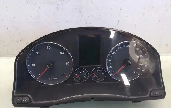 Volkswagen Golf V Speedometer (instrument cluster) 1K0920874B