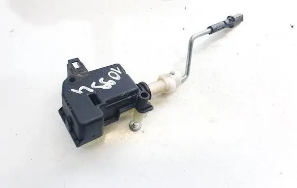 Volkswagen Jetta V Central locking motor 1K5810773A 1K5959782