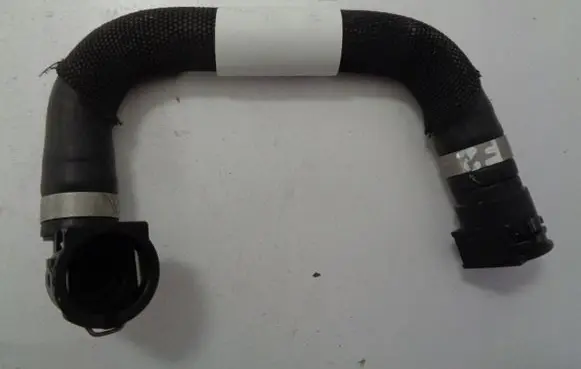 DS Automobiles 3 Crossback Electric car engine cooling hoses/pipes 