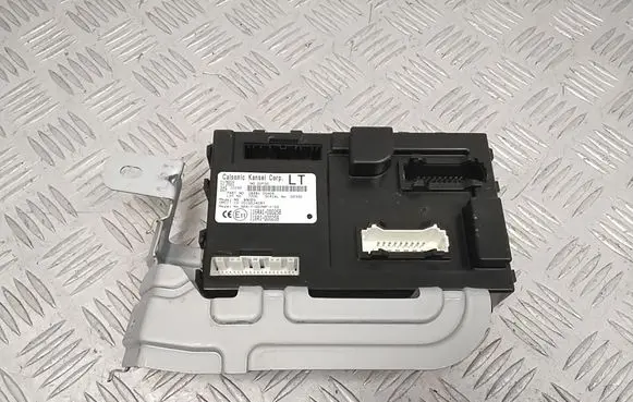 Nissan Leaf II (ZE1) Comfort/convenience module 284B15SH0A