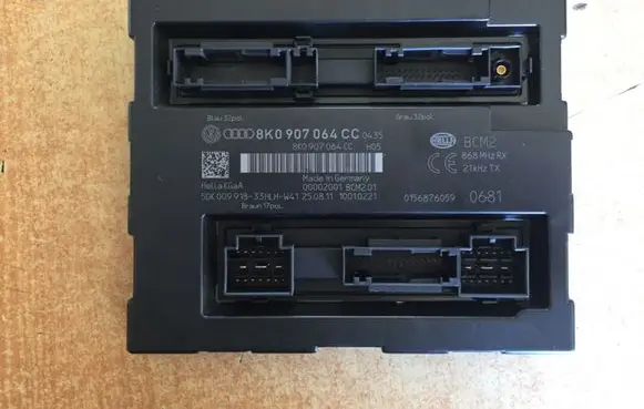 Audi A4 S4 B8 8K Comfort/convenience module 8K0907064CC