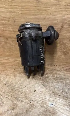 Opel Kadett E Spark distributor 1103884