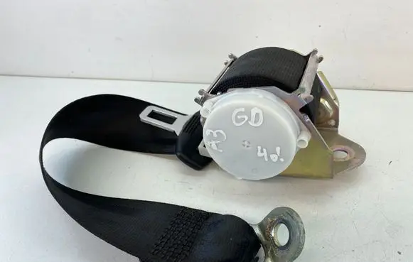 Audi A3 S3 A3 Sportback 8P Rear seatbelt 8P0857805 33054502
