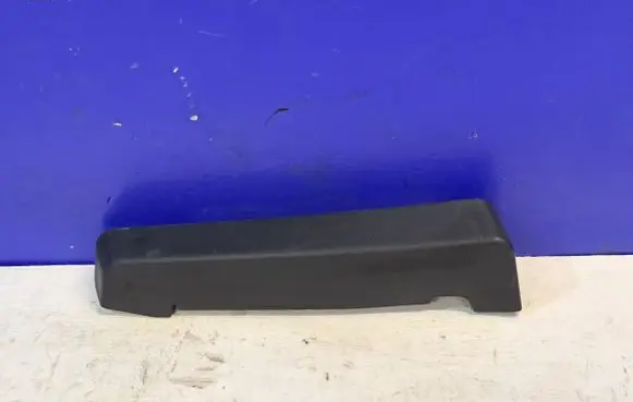 Jaguar XE Rear/tail light trim molding GX73425A35AA