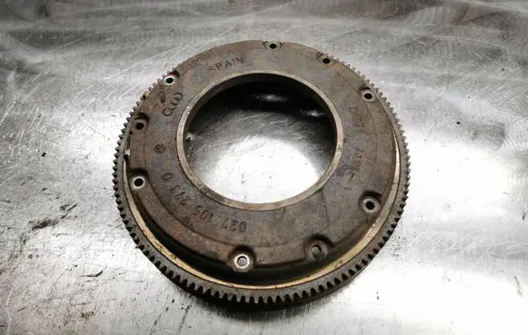 Volkswagen Golf IV Flywheel 027105273D