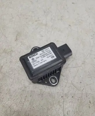Audi A4 S4 B6 8E 8H ESP acceleration yaw rate sensor 8E0907637A