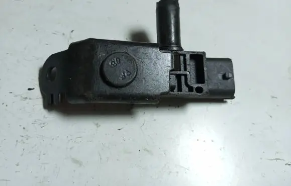 Opel Zafira B Exhaust gas pressure sensor 55198717 0281002771