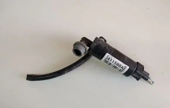 Toyota Auris 150 Windscreen/windshield washer pump