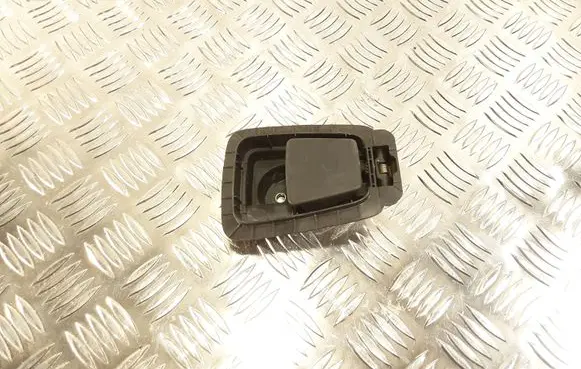 Volvo XC40 Engine bonnet (hood) release handle 31651260