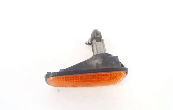 Honda Legend III KA9 Front fender indicator light 6R01391