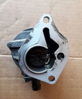 Renault Scenic I Vacuum pump 8200072985