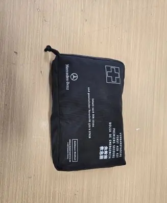 Mercedes-Benz E W214 First aid kit A1698600150