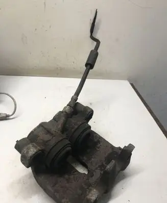 Mercedes-Benz ML W164 Front brake caliper A1644202483