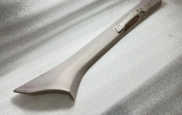 Volvo XC90 (A) pillar trim 1110136