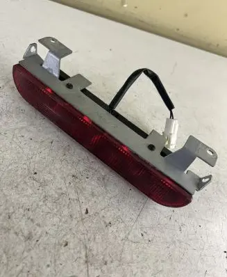 Mitsubishi Colt Third/center stoplight 0996400 09967029