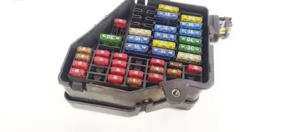 Audi A4 S4 B5 8D Fuse box set