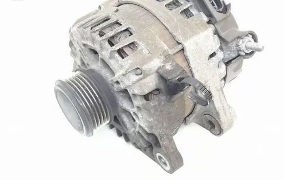Hyundai ix35 Generator/alternator 2542604