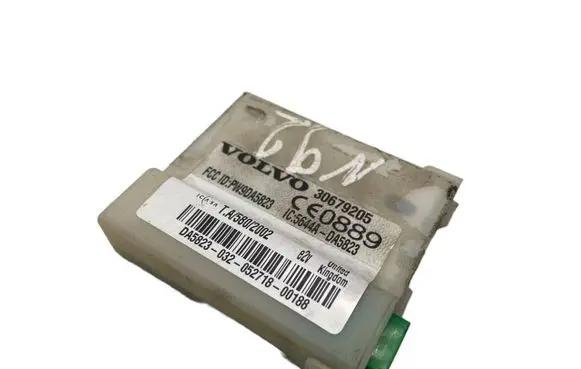 Volvo XC90 Fan control module 30679205 PW9DA5823 5644ADA5823