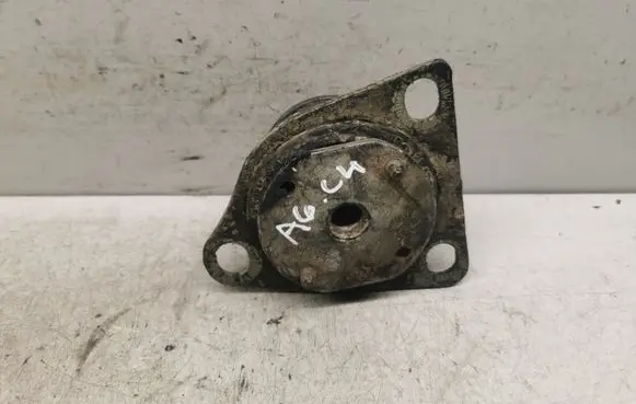 Audi A6 S6 C4 4A Engine mount bracket
