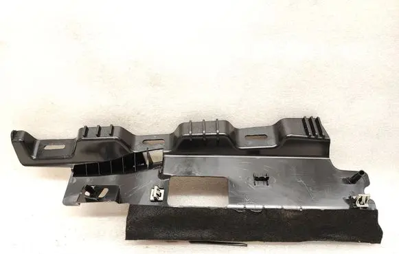 Ford Mustang VI Other dashboard part FR3B63243C02