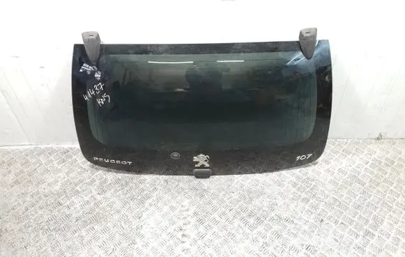 Peugeot 107 Opening tailgate glass 