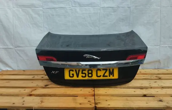 Jaguar XF Tailgate/trunk/boot lid