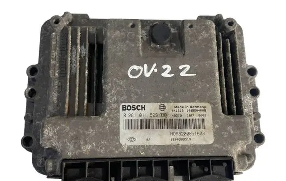 Opel Vivaro Engine control unit/module 8200389519 1039S04808 0281011529