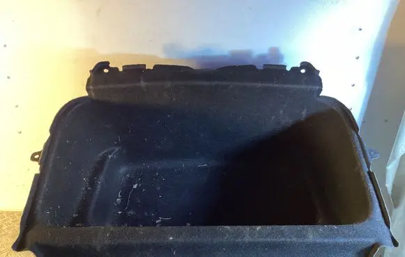 Tesla Model Y Glove box in trunk 173998000A