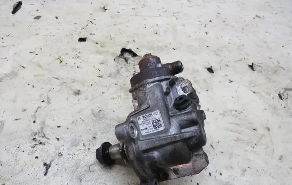 Jaguar XE Fuel injection high pressure pump G4D39B395AB