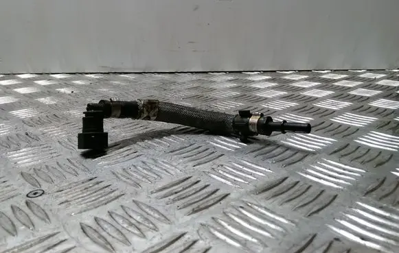 Fuel return line/hose