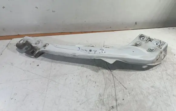 Citroen Jumpy Headlight/headlamp mounting bracket