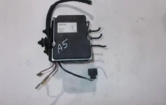Audi A4 S4 B8 8K ABS Pump 8K0907379N