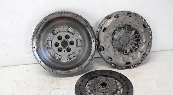 Volkswagen Tiguan Clutch set kit 03C105266K 06F141025 06F141031A