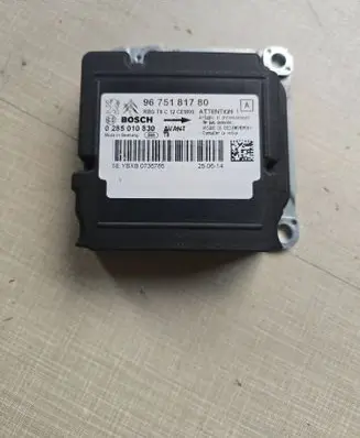 Peugeot 3008 I Airbag control unit/module 9675181780 0285010830 YBXB0735785