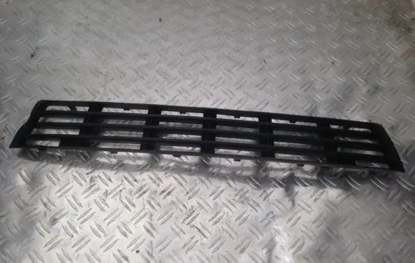 Audi A4 S4 B5 8D Front bumper lower grill 8d0807683aa