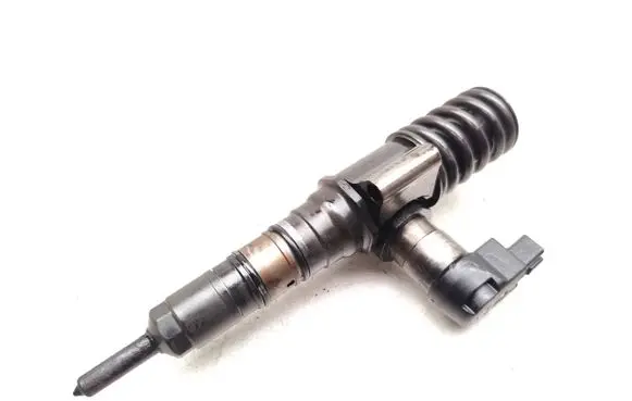 Audi A4 S4 B7 8E 8H Fuel injector 03G130073T