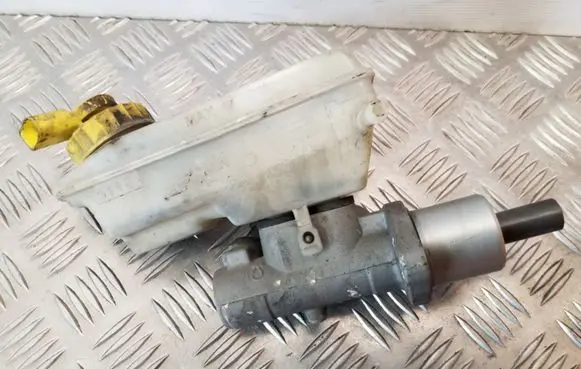 Seat Alhambra (Mk1) Master brake cylinder 7M3611303