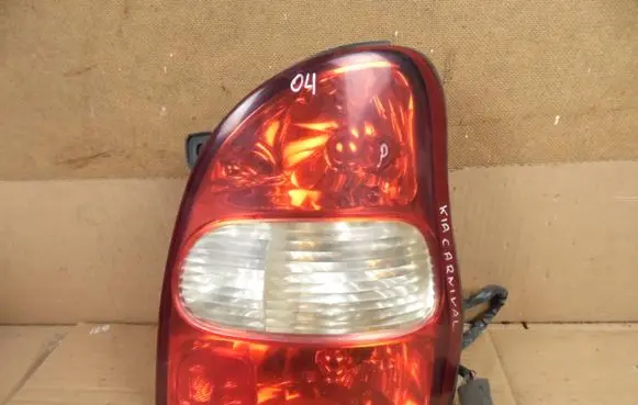 KIA Carnival Rear/tail lights