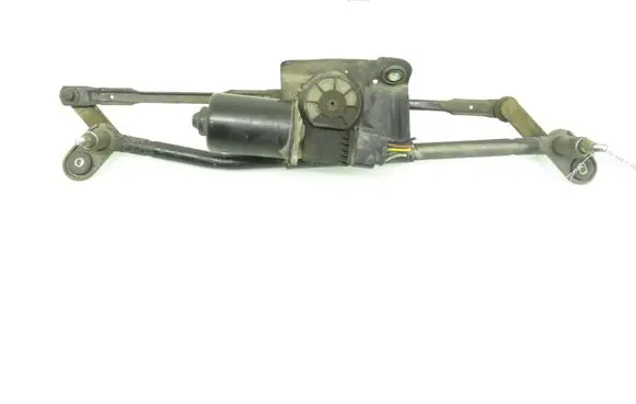 Hyundai Coupe Front wiper linkage 