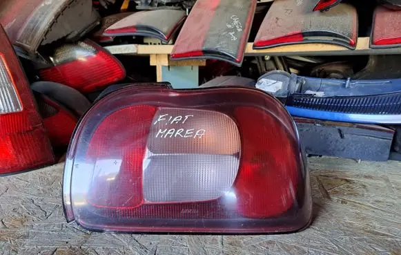 Fiat Marea Rear/tail lights 46441944 46441944B695 B695
