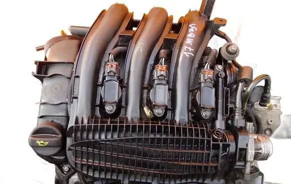 Peugeot 208 I Engine swap ZM01