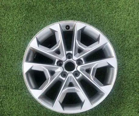 Audi Q2 - R18 alloy rim 81A601025R