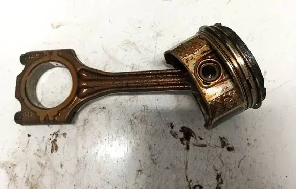Volkswagen Polo Piston with connecting rod 36ac