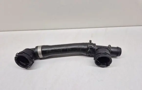 Mercedes-Benz Sprinter W907 W910 Engine coolant pipe/hose A0009973716