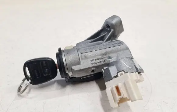 Toyota Yaris Ignition lock N0502241256B 172160 00770H30H1