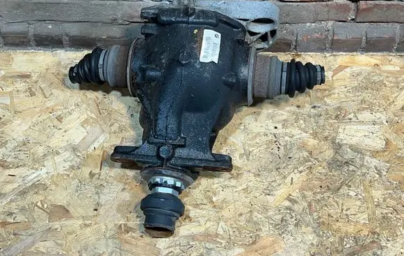 BMW X3 F25 Rear differential 7592013